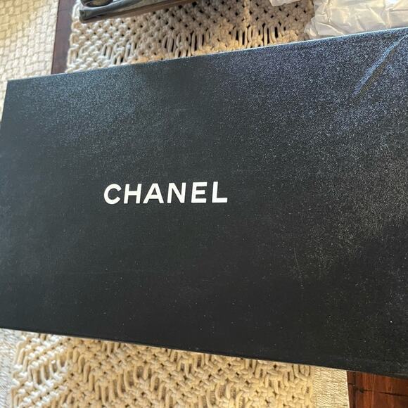 Chanel gift Box black large - Picture 2 of 10
